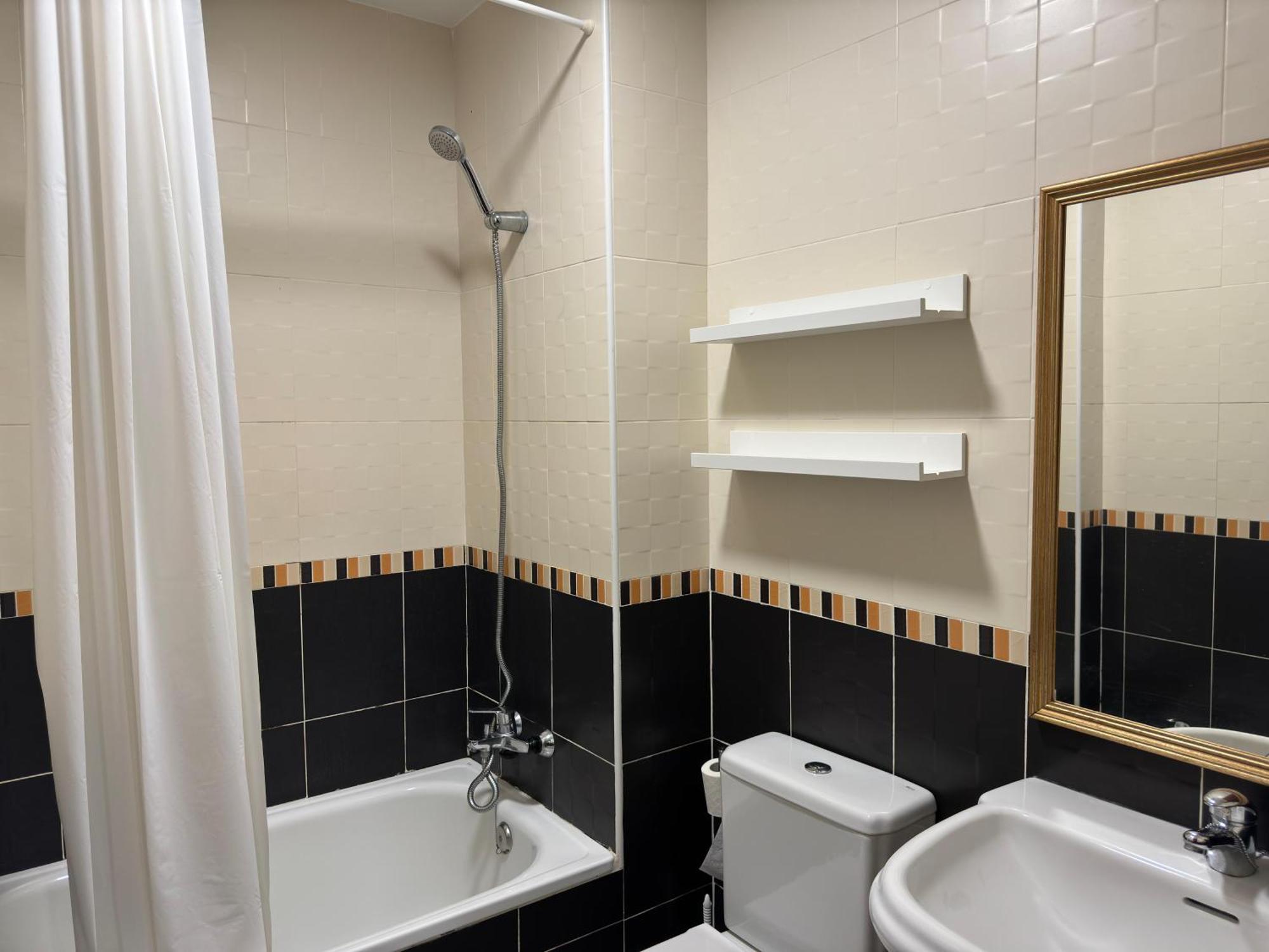Apartamento Centrico Con Terraza Y Parking Gratuito Córdoba Exterior foto